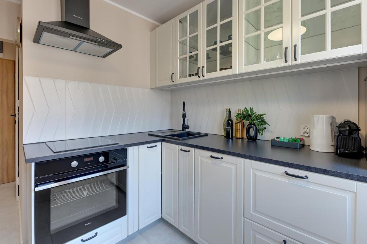 Slaska By Downtown Apartment